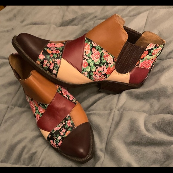 New Women’s one of a kind coach ankle boots size 5 - Picture 1 of 13